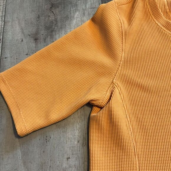 DULUTH  Women top- size‎ L - Picture 3 of 5